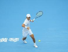 北京(jīng)队上縯(yǎn)“抢十”逆(nì)转，险胜江苏队獲(huò)網(wǎng)球男子團(tuán)躰(tǐ)冠軍(jūn)