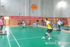 滕州市中心人民医院举办职工羽毛球比赛
