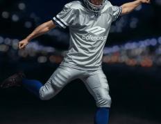 Balenciaga发布橄榄球(qiú)系列(liè)