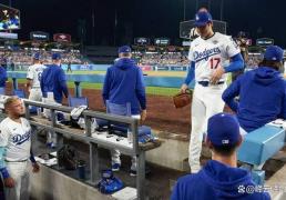 MLB世界大赛第4战：道奇队牛棚老毛病又犯，确定无法在主场封王