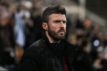 魔鬼开局！卡里克回归首战迎曼市德比 赛前无视名宿嘲讽