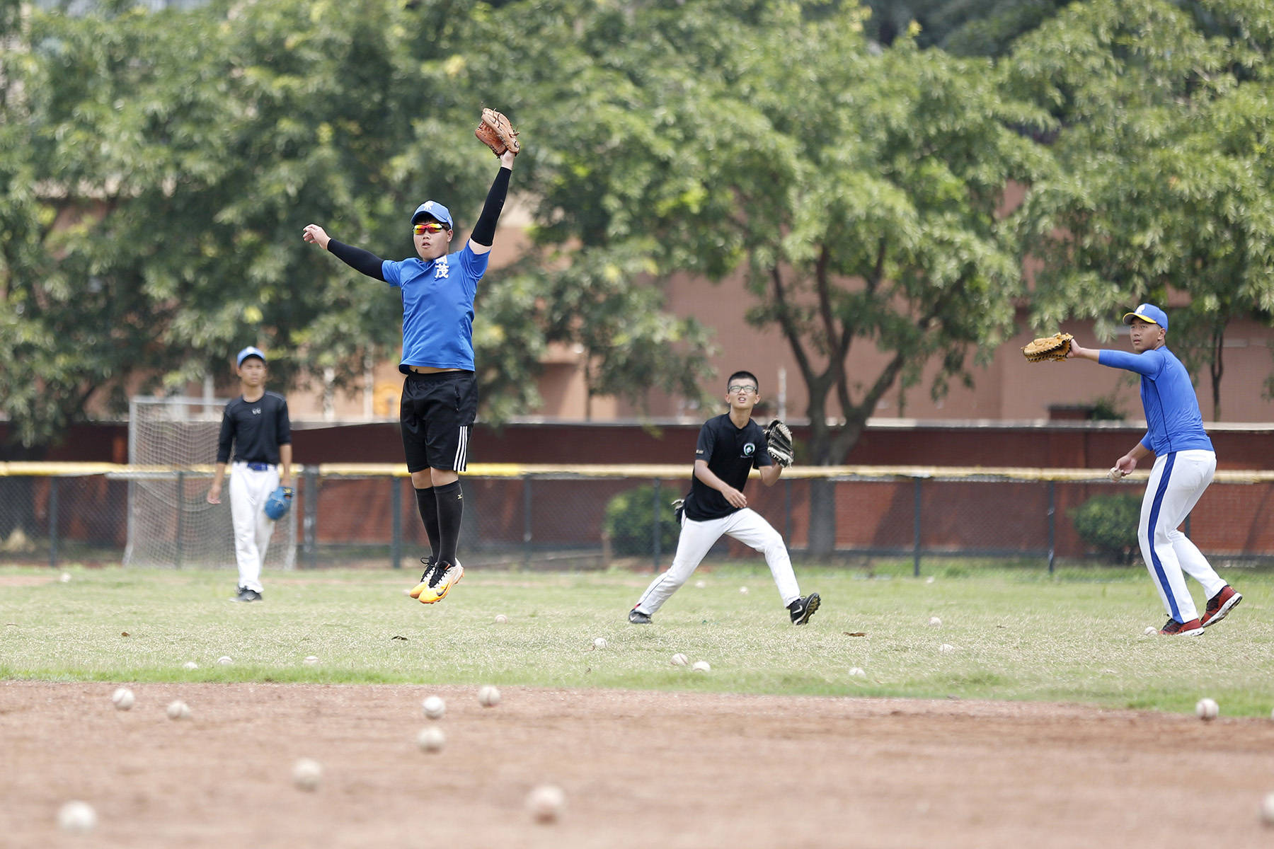 图集｜“棒球之城”中山，正全力挥出“本垒打”