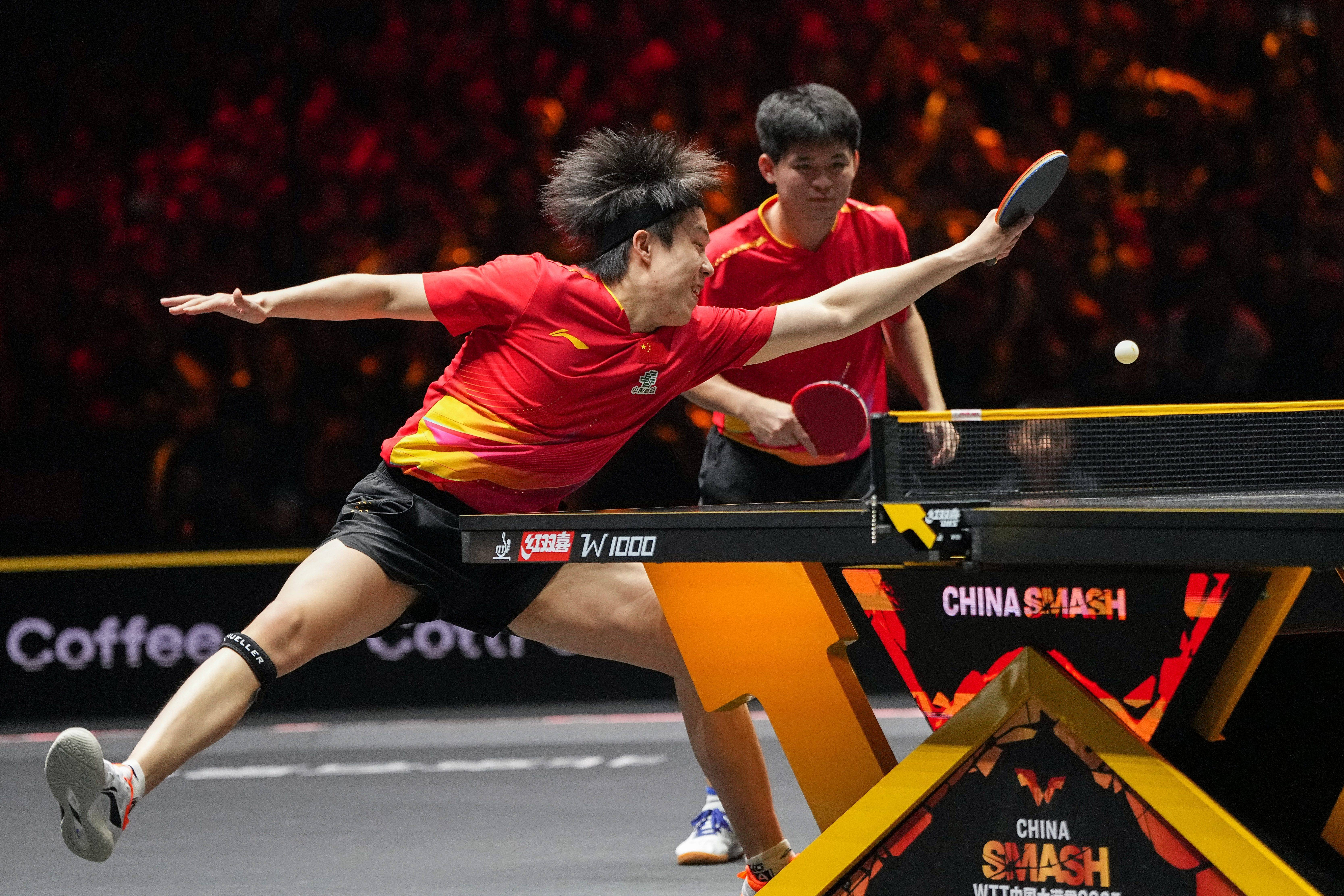 （体育）乒乓球——WTT中国大满贯赛：王楚钦/林诗栋晋级男双决赛